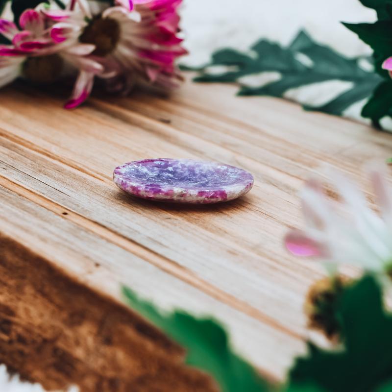 lepidolite meaning